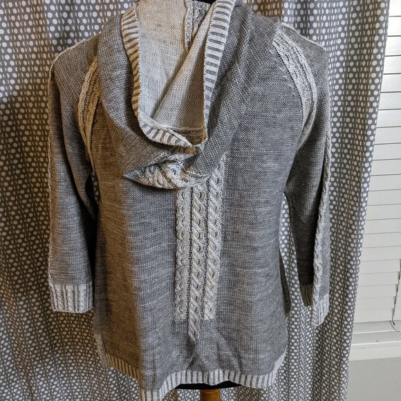 NWT Anthropologie Far Away from Close gray hooded sweater - Picture 3 of 4